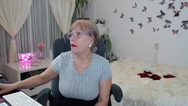 Ghertrude52 online show from 10/10/25, 03:18