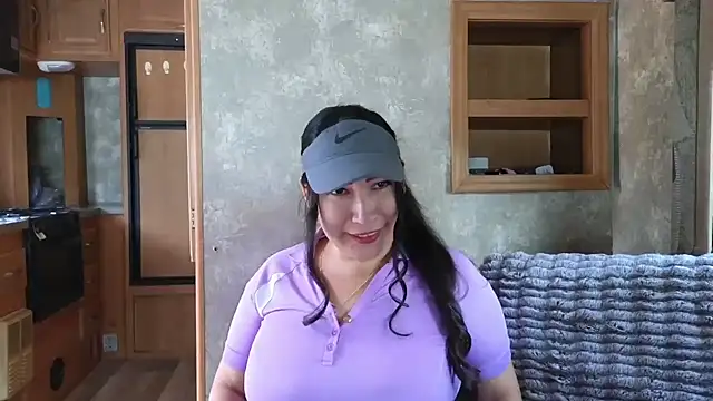 Foglove69 online show from 04/04/26, 08:37