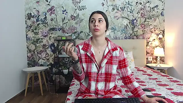 RoseDiamond06 online show from 02/22/26, 01:19