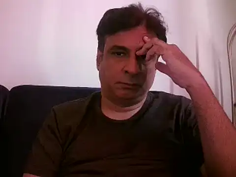 Snapshot of desipapaxxx chatting on 03/11/25, 07:35 desipapaxxx online show from 03/11/25, 07:35