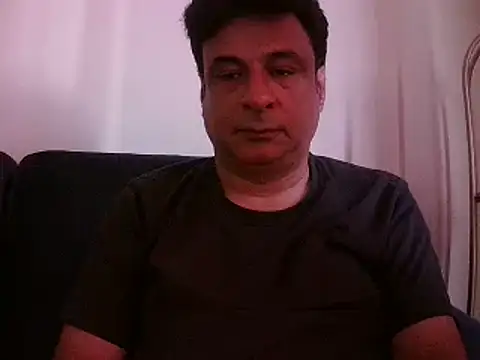 Snapshot of desipapaxxx chatting on 03/21/25, 03:12 desipapaxxx online show from 03/21/25, 03:12