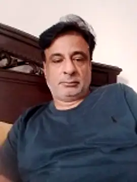 Snapshot of desipapaxxx chatting on 11/26/25, 07:52 desipapaxxx online show from 11/26/25, 07:52