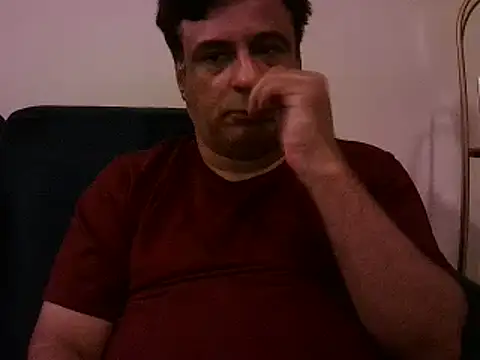 Snapshot of desipapaxxx chatting on 03/12/25, 09:35 desipapaxxx online show from 03/12/25, 09:35