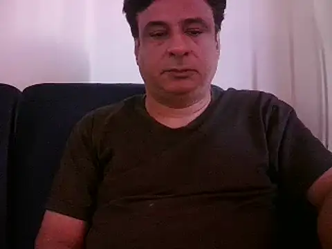 Snapshot of desipapaxxx chatting on 03/07/25, 04:13 desipapaxxx online show from 03/07/25, 04:13