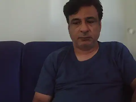 Snapshot of desipapaxxx chatting on 11/05/25, 04:59 desipapaxxx online show from 11/05/25, 04:59