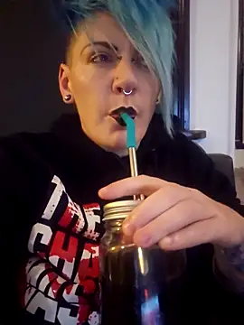 PinkTheHawk online show from 04/02/26, 10:55