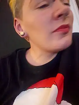 PinkTheHawk online show from 11/23/25, 08:24