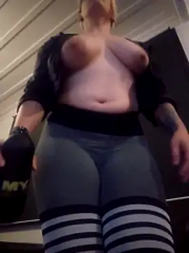 PinkTheHawk online show from 02/21/26, 07:32