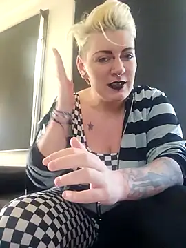 PinkTheHawk online show from 11/16/25, 12:48