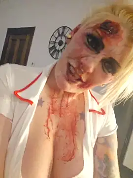 PinkTheHawk online show from 10/31/25, 08:22