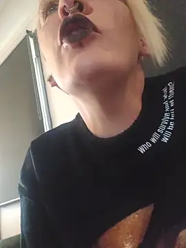 PinkTheHawk online show from 02/15/26, 10:09