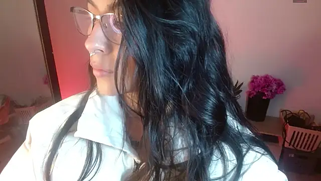 karlavittar online show from 10/14/25, 02:17