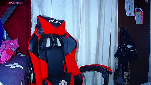 DanisaBrown online show from 10/29/25, 08:19