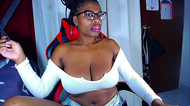 DanisaBrown online show from 01/07/26, 03:06