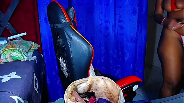 DanisaBrown online show from 02/17/26, 02:03