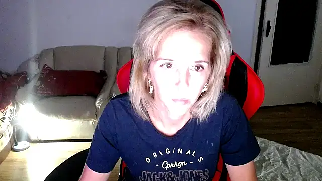 Snapshot of SexxyLety chatting on 09/10/25, 07:57 SexxyLety online show from 09/10/25, 07:57
