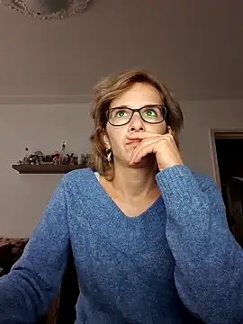 SexxyLety online show from 12/03/25, 11:42