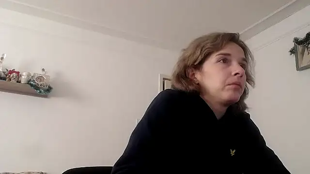 SexxyLety online show from 12/17/25, 10:42