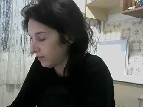Snapshot of SexxyLety chatting on 03/05/25, 08:42 SexxyLety online show from 03/05/25, 08:42