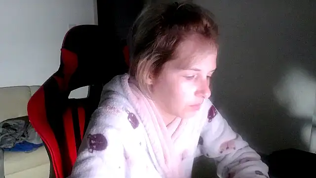 Snapshot of SexxyLety chatting on 10/04/25, 06:31 SexxyLety online show from 10/04/25, 06:31