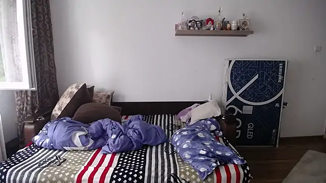 SexxyLety online show from 10/24/25, 06:45