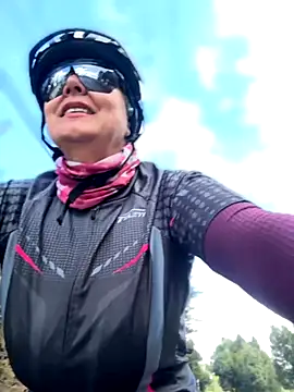 emma tour online show from 12/01/25, 02:51