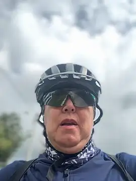 emma tour online show from 12/04/25, 02:49