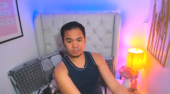 AsianZero online show from 02/14/25, 08:26