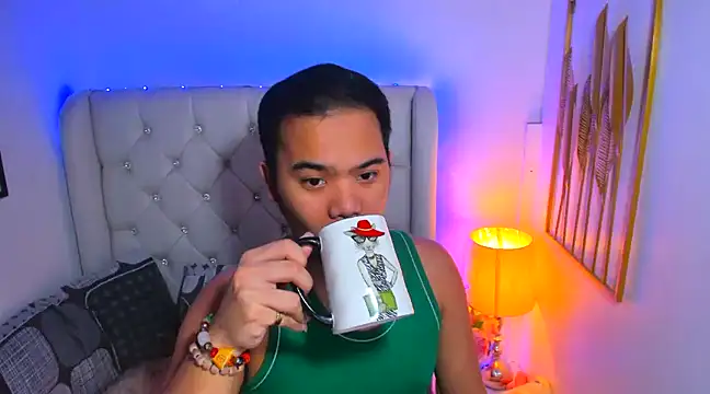 AsianZero online show from 02/13/25, 05:33