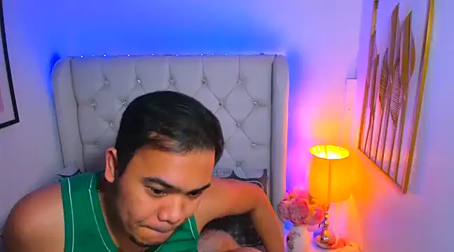 AsianZero online show from 02/13/25, 08:34