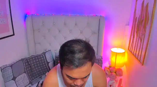 AsianZero online show from 02/15/25, 09:17