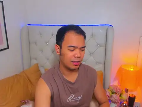 AsianZero online show from 03/10/26, 06:56