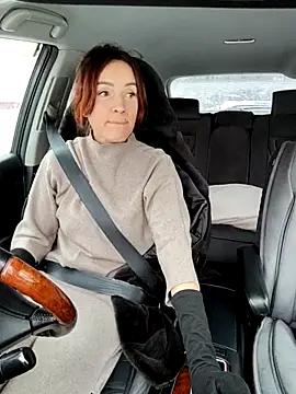 EvaXOAir online show from 12/19/25, 05:10