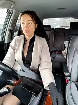 EvaXOAir online show from 11/13/25, 03:32