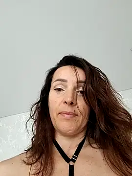 EvaXOAir online show from 07/06/26, 04:30