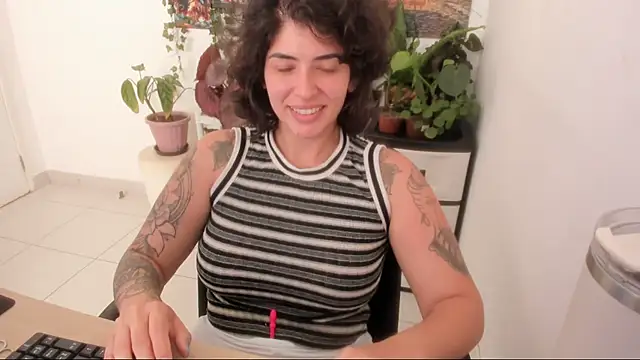 TaliMajesty online show from 09/18/25, 07:28