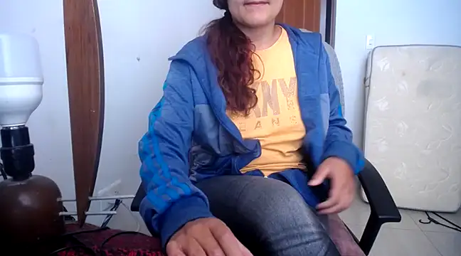 Mia davis01 online show from 03/12/25, 02:12