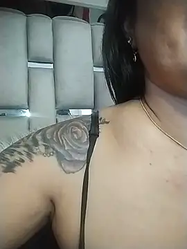 chelaqueen  online show from 05/28/26, 08:48