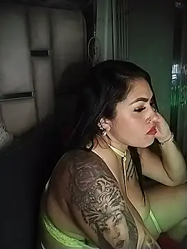 chelaqueen  online show from 05/21/26, 11:24