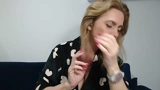 MysticCreature online show from 03/27/26, 04:21