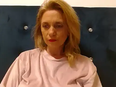 MysticCreature online show from 04/08/26, 04:14