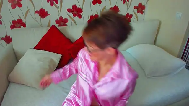 JennAlison online show from 02/05/25, 12:17