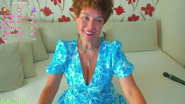 Snapshot of JennAlison chatting on 05/17/26, 12:49 JennAlison online show from 05/17/26, 12:49