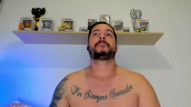 camilo restrepo21 online show from 05/18/26, 11:31