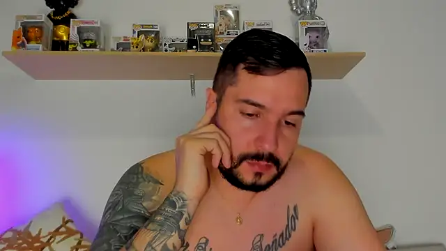 camilo restrepo21 online show from 11/27/25, 11:05