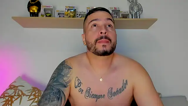 camilo restrepo21 online show from 10/26/25, 11:38