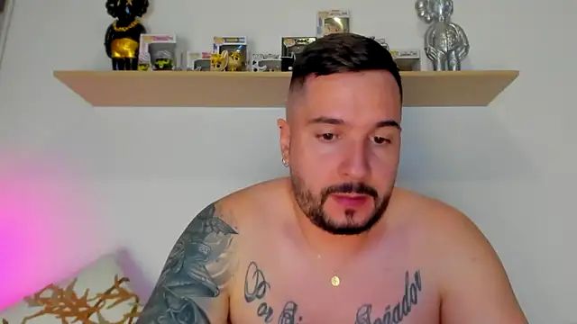 camilo restrepo21 online show from 11/08/25, 11:30