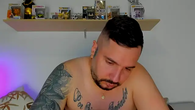 camilo restrepo21 online show from 11/29/25, 12:44