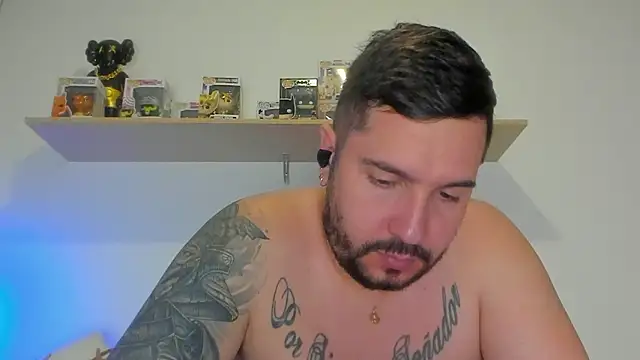 camilo restrepo21 online show from 03/19/26, 01:16