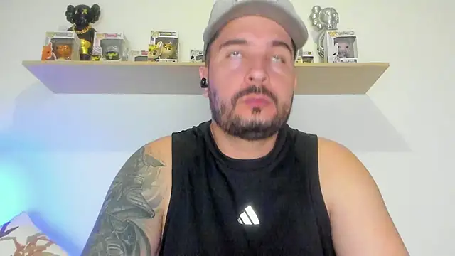 camilo restrepo21 online show from 04/16/26, 02:56